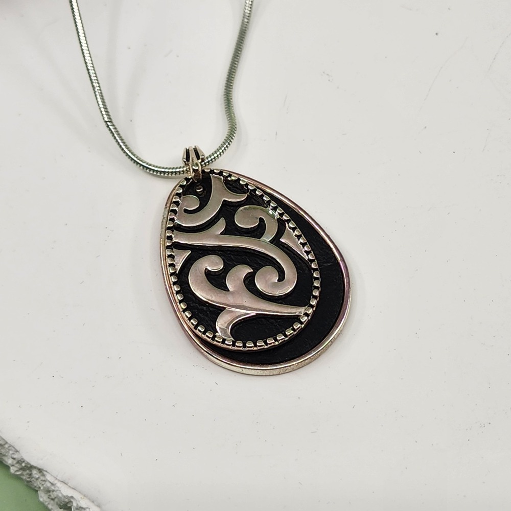 Napier Silver Tone Black Enamel Teardrop Pendant Necklace Scroll Modernist Style